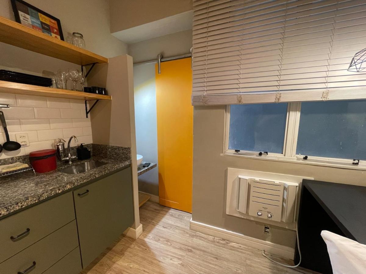 Suh Copacabana 98 Apartment